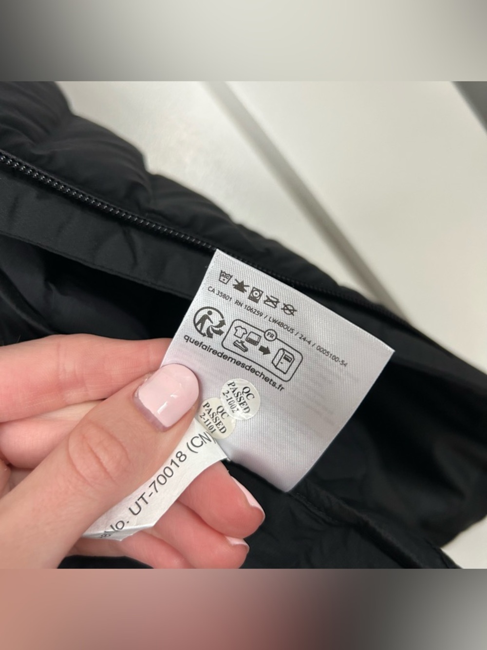 Lululemon Pack It Down Vest Black Size 4 - Picture 9 of 11
